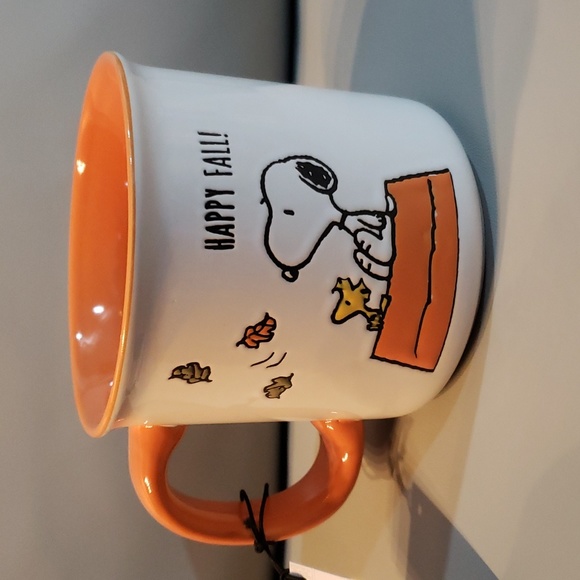Peanuts Snoopy Happy Fall 20 oz Ceramic mug NWT - Picture 2 of 5